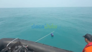 Jeriken Biru Ditemukan di Tengah Pencarian 5 orang Jurnalis di Selat Sunda, Tim SAR Masih Menelusuri