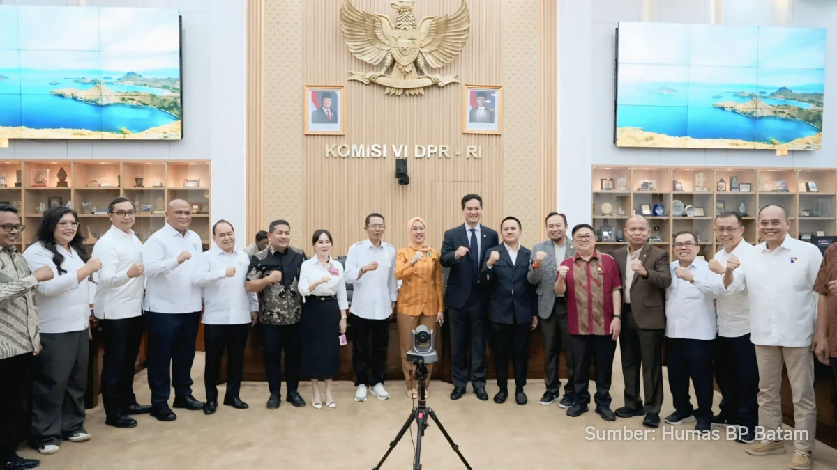Rapat BP Batam presentasi usulan anggaran 2027 di DPR RI