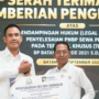 Penyerahan PNBP sewa perairan Terminal Khusus Batam oleh Kejari