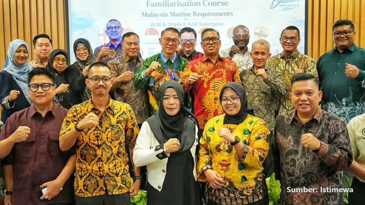 Nyanyang Haris Pratamura menyambut dokter internasional di hotel Batam