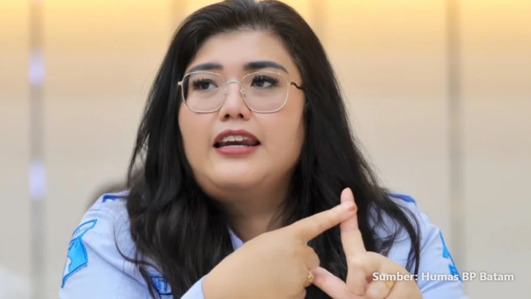 Ariastuty Sirait berbicara di Batam tentang gangguan listrik pada instalasi air