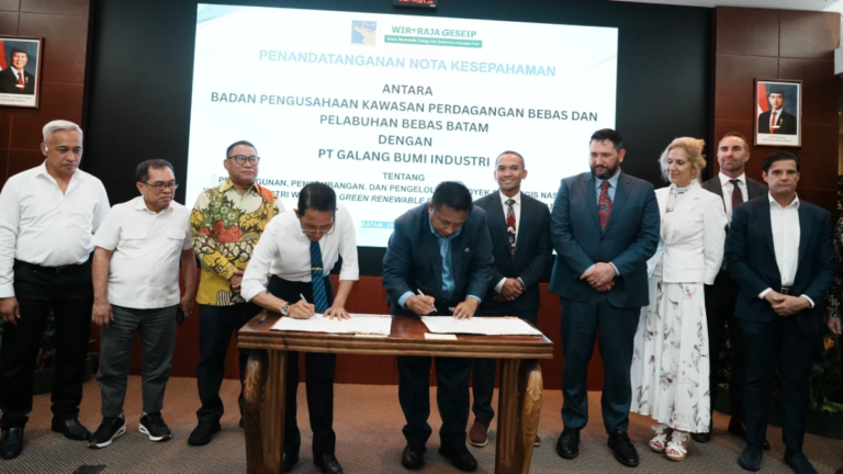 Penandatanganan nota kesepakatan antara BP Batam dan PT Galang Bumi Industri