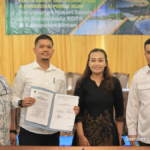Peserta FGD membahas rencana detail tata ruang di ballroom hotel Tanjungpinang