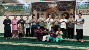 Polisi memimpin Jumat Keliling di Masjid Al-Hidayah, Tanjungpinang