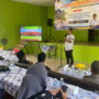 Kasat Resnarkoba Polres Bintan memberikan materi narkoba di aula SMA Negeri 1