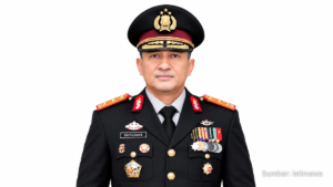 Komjen Pol. Suyudi Ario Seto menerima persetujuan calon Kapolri di DPR