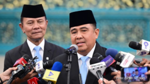 Dua wakil menteri pertahanan baru mengucap sumpah jabatan di Istana Negara