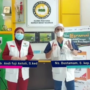 dr. Andi Fuji Astuti memeriksa warga di Klinik Rumah Sehat BAZNAS Batam