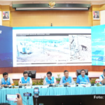 Kwin Fo berbicara di konferensi pers PLN Batam tentang kompensasi pemadaman