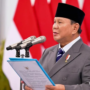 Presiden Prabowo Subianto mengangkat pejabat BNPB dan BPGMN di Istana Negara