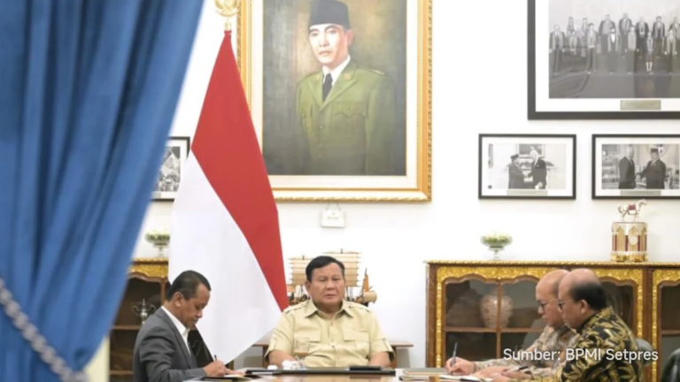 Presiden Prabowo Subianto berbicara di Istana Merdeka Jakarta tentang transformasi PLN