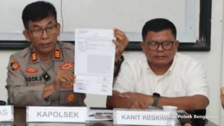 Ramadhan Vikriansyah, 22, terlihat terluka setelah dugaan pengeroyokan di parkir Andrews Party Mart