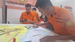 Latihan SAR bersama Indonesia dan Malaysia di Selat Malaka dengan kapal simulasi