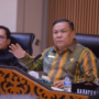 Plt Gubernur Riau SF Hariyanto berbicara di ruang melati kantor gubernur
