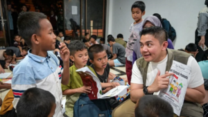 Teddy Indra Wijaya mengunjungi Sekolah Rakyat Terintegrasi di Cikarang, Jawa Barat