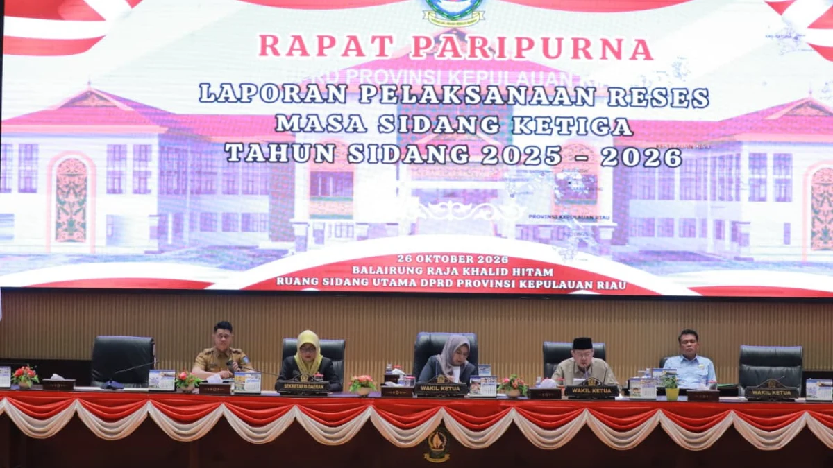 Wakil Ketua II DPRD Kepri T. Afrizal Dachlan berbicara di Balairung Raja Khalid Hitam